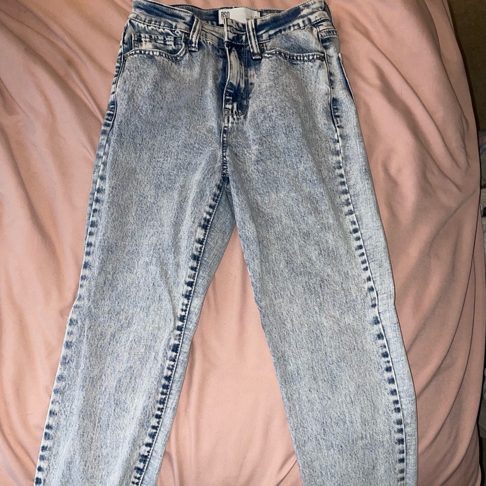 Tillys Mom Jeans
